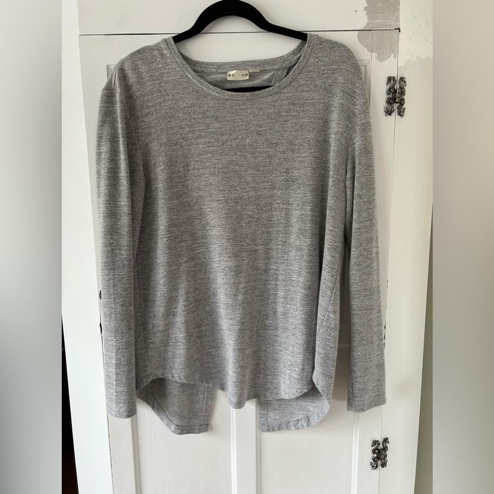 Gray casual long sleeve T